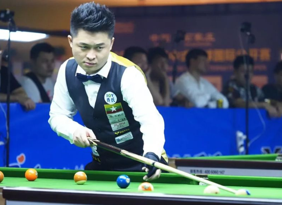 滑运动的进 滑运动的进