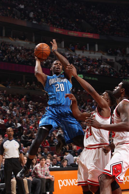 朗格莱在场 朗格莱在场